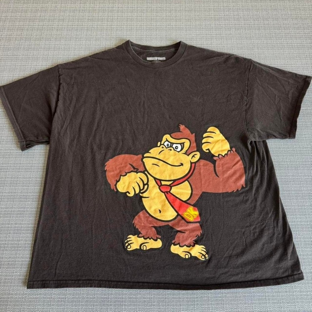 Donkey Kong Nintendo brown t-shirt